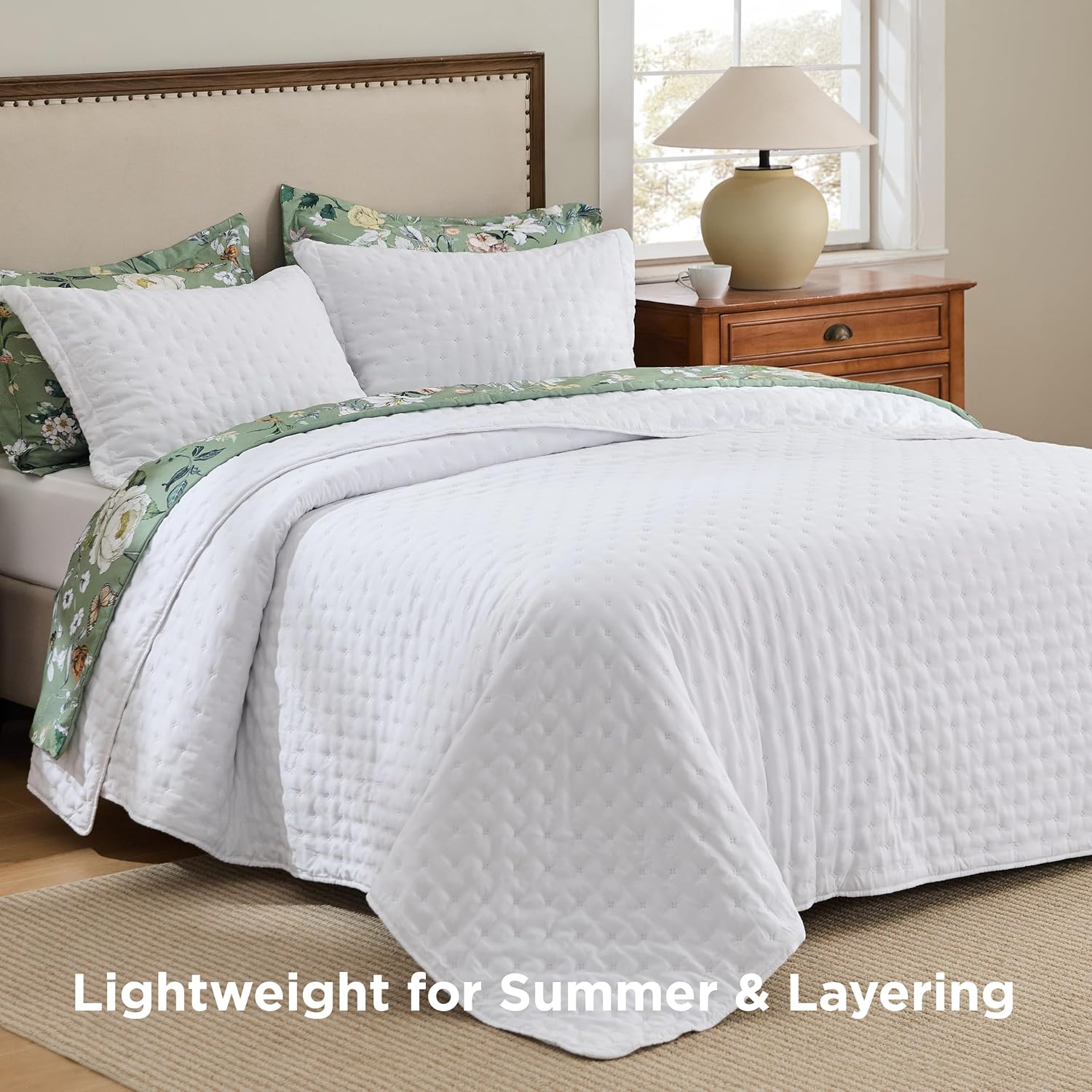 Quilt – Lightweight summer-style Queen-size quilt.