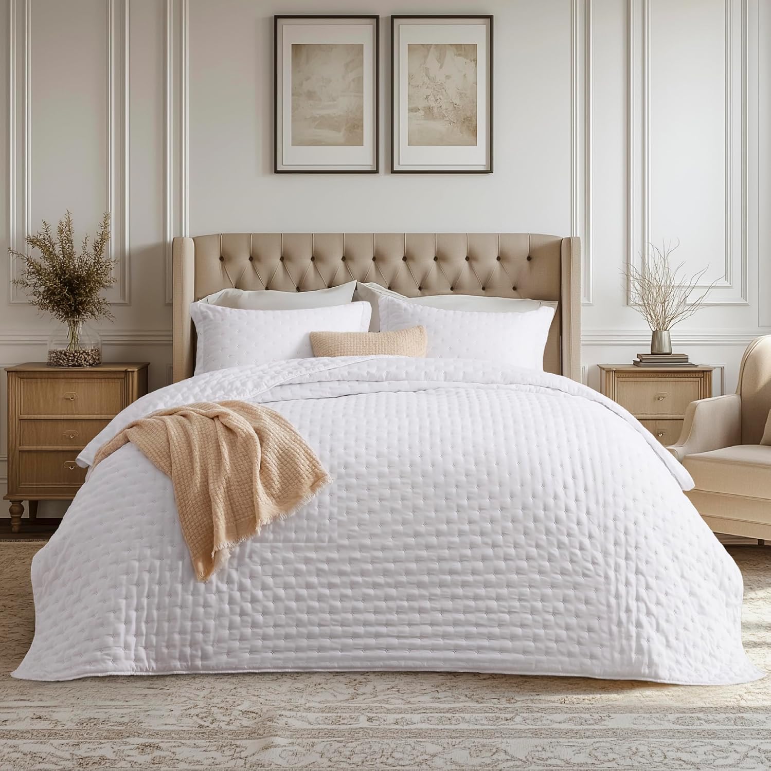 Quilt – Lightweight summer-style Queen-size quilt.
