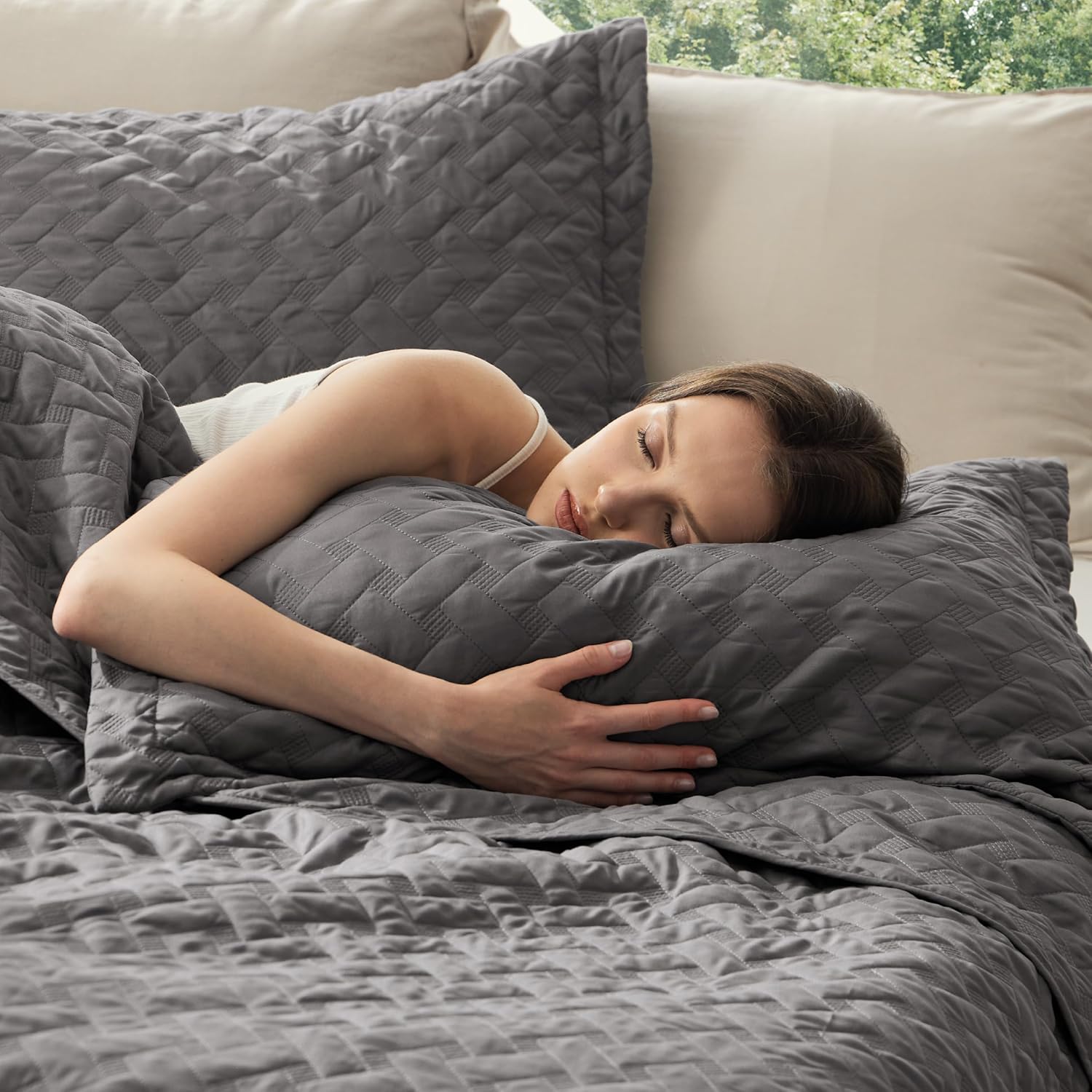 Quilted Bedspread — Grey Basket-Weave Pattern (Queen Size). Soft Quilted Bedding Set.