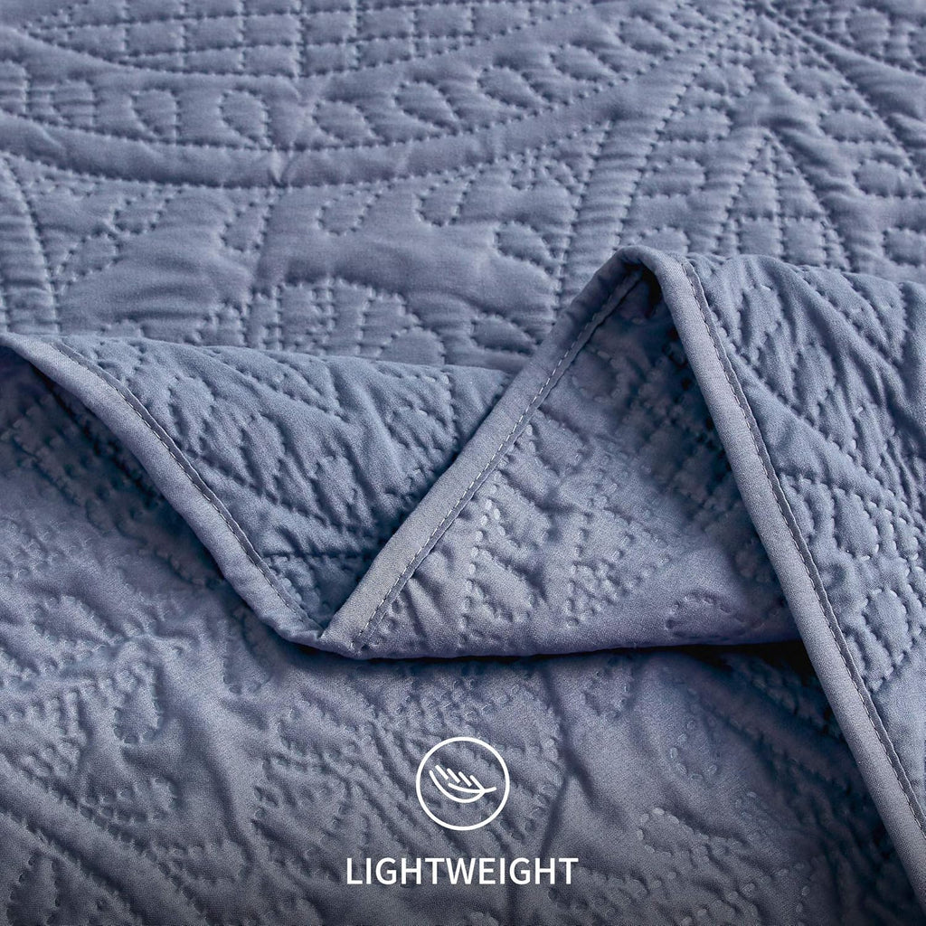 Blue Quilted Blanket (Fits Queen Size Bed) – Soft, Lightweight Summer Throw/Light Quilt
