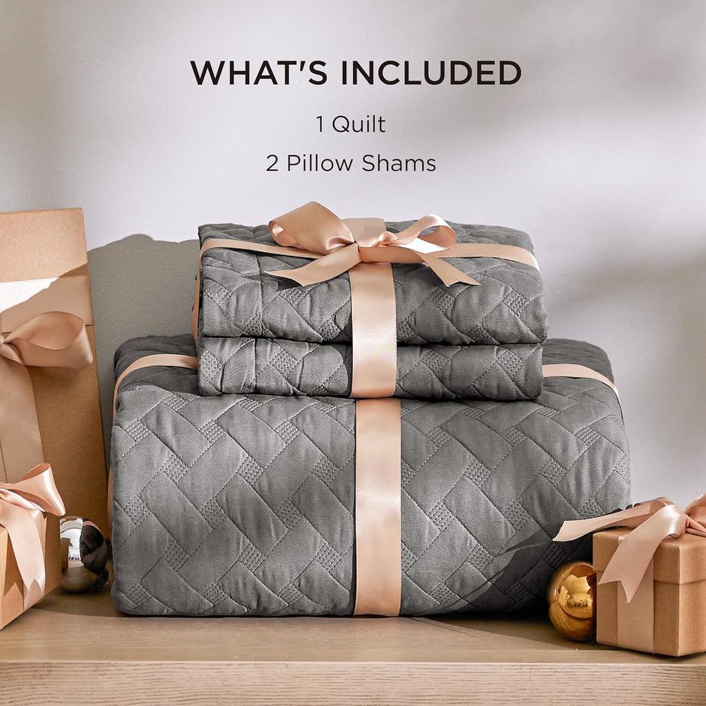 Quilted Bedspread — Grey Basket-Weave Pattern (Queen Size). Soft Quilted Bedding Set.
