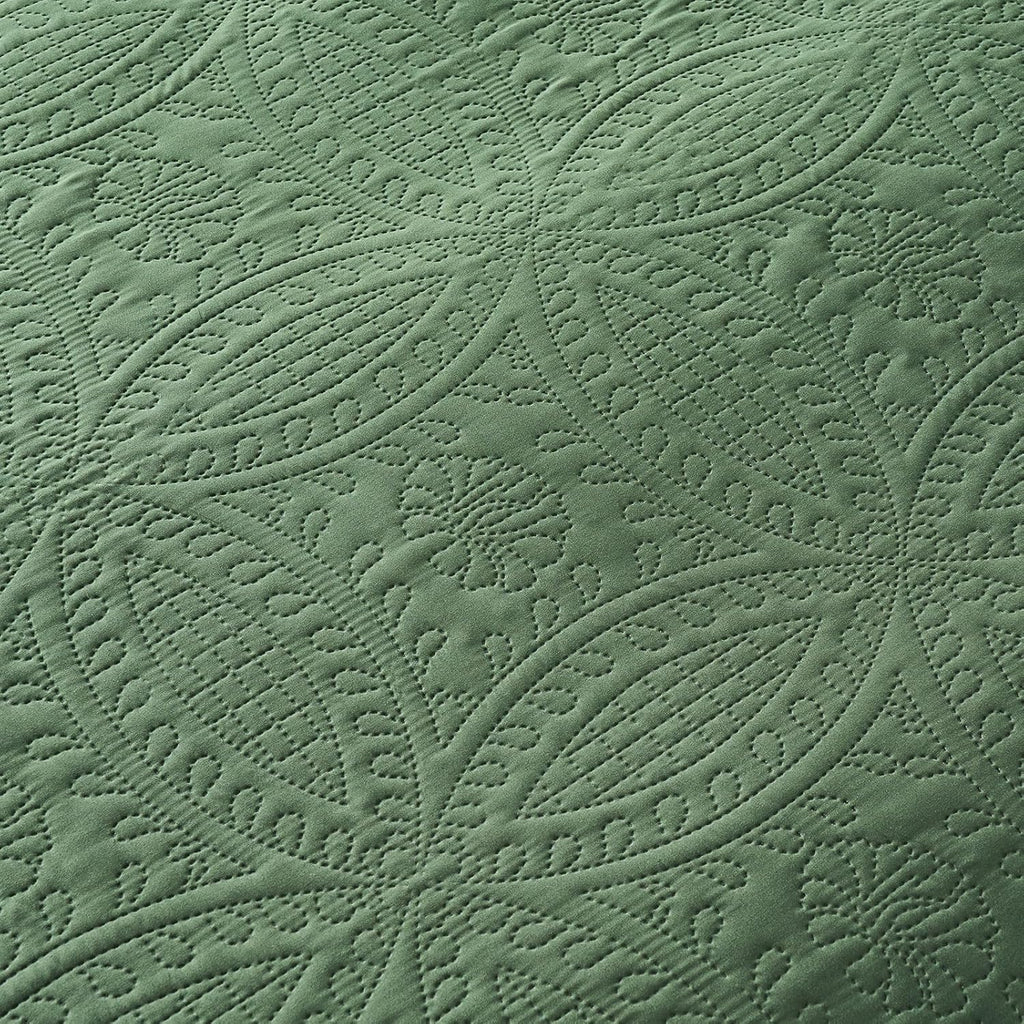 Quilted Bedding Set — Olive Green Ultrasonic Embossed Full/Queen Comforter Set.