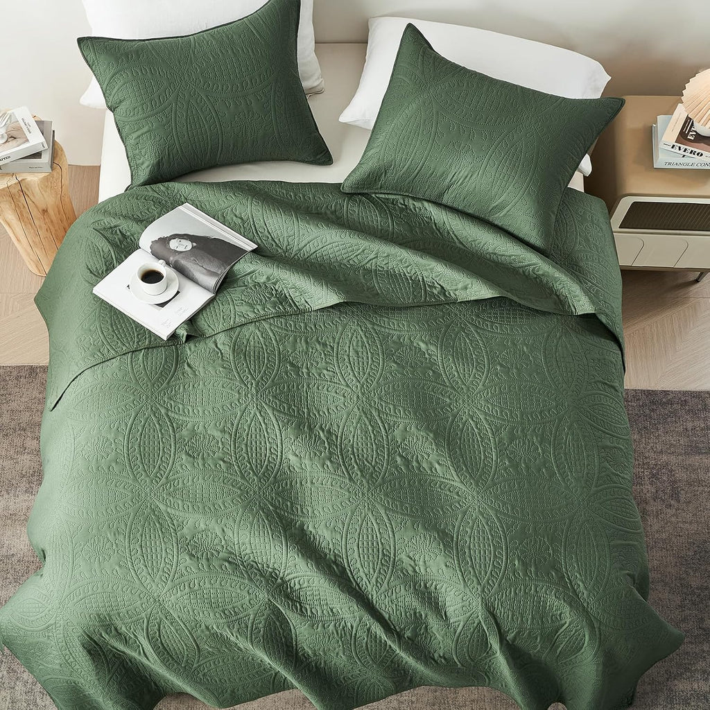 Quilted Bedding Set — Olive Green Ultrasonic Embossed Full/Queen Comforter Set.